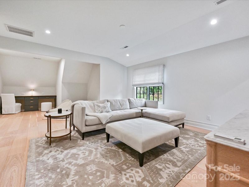 Bonus Room Bonus Room