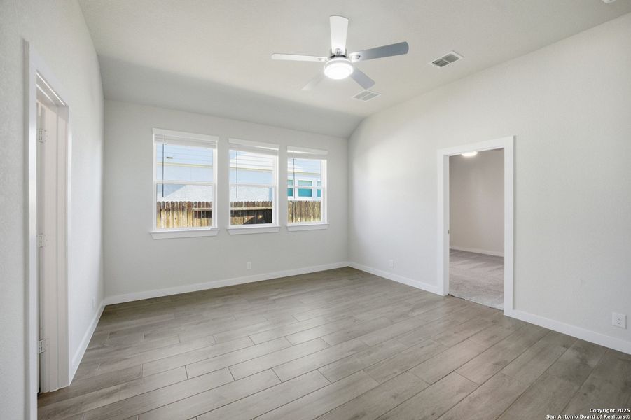 Spacious, unfurnished interior of a new home in August Fields, New Braunfels (Image 24). Spacious, unfurnished interior of a new home in August Fields, New Braunfels (Image 24).