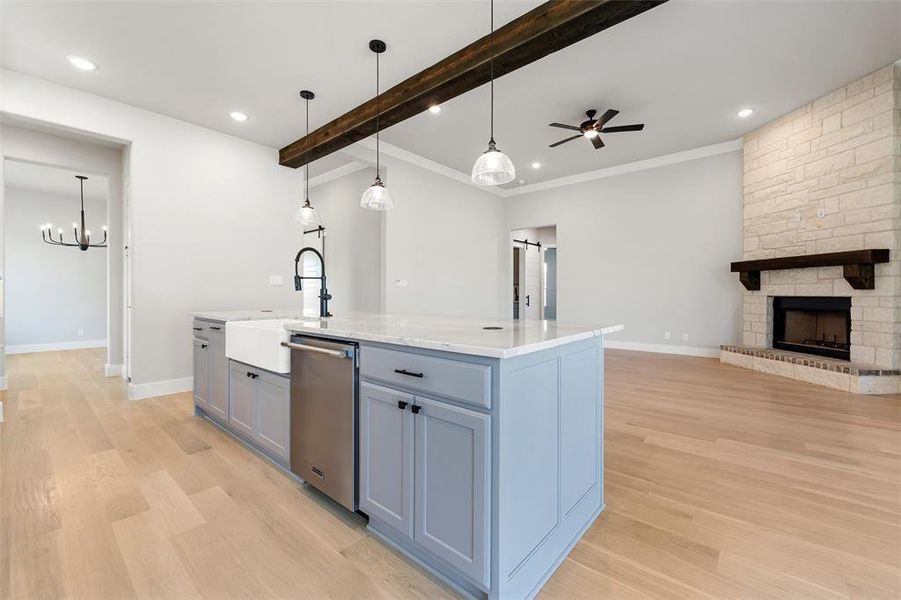 Furnished interior view inside a new home in King Crossing Estates, Van Alstyne (Image 11). Furnished interior view inside a new home in King Crossing Estates, Van Alstyne (Image 11).