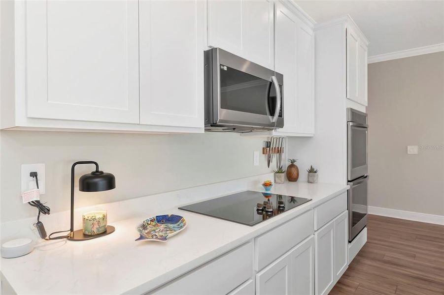 Furnished interior view inside a new home in , Bradenton (Image 43).