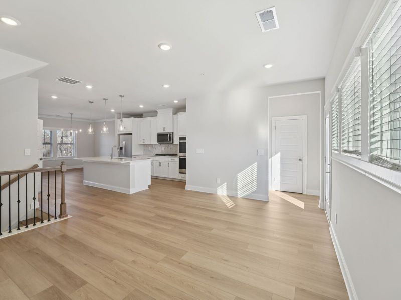 Spacious, unfurnished interior of a new home in Hemingway - Highland Series, Cumming (Image 15).