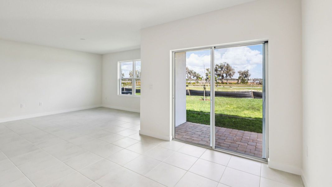 Representative unfurnished interior of a home built from the Baker by DRB Homes in Liberty Trace, Haines City (Image 17).