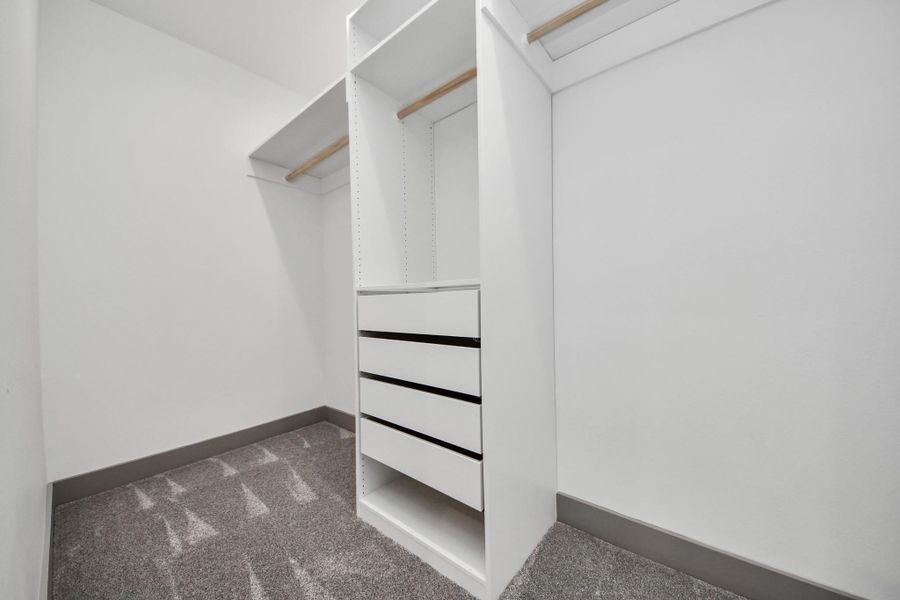 Spacious, unfurnished interior of a new home in , Houston (Image 32).