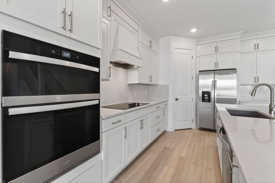 Furnished interior view inside a new home in Hendrix Reserve, Lake Worth (Image 6).
