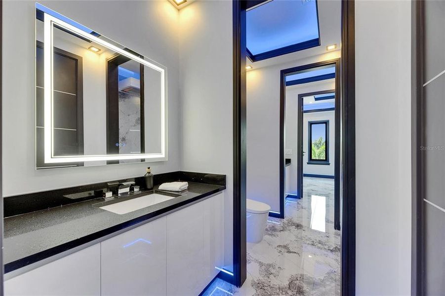 Furnished interior view inside a new home in , Apollo Beach (Image 28).