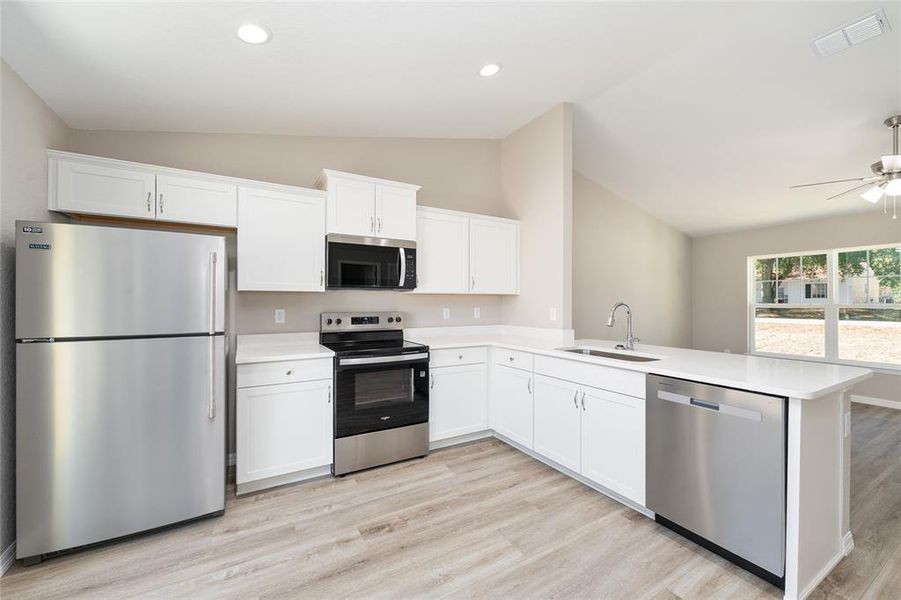 Furnished interior view inside a new home in , Ocala (Image 5).