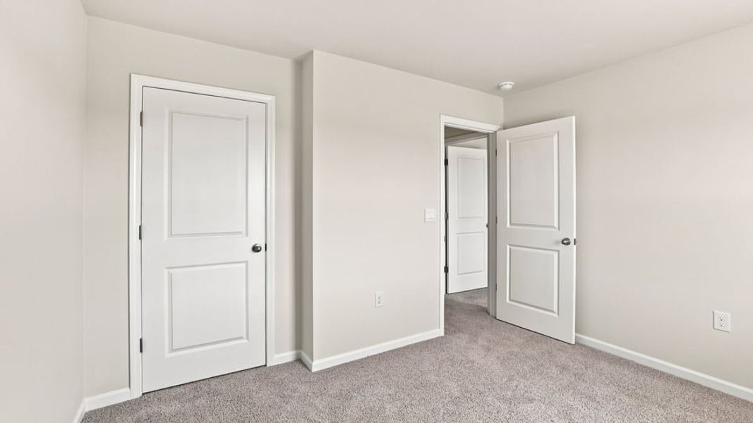Spacious, unfurnished interior of a new home in Baxter Village, Boiling Springs (Image 31).
