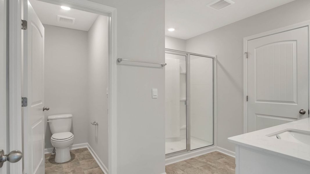 Image 30 of a home in Woodbridge Glen Single Family.