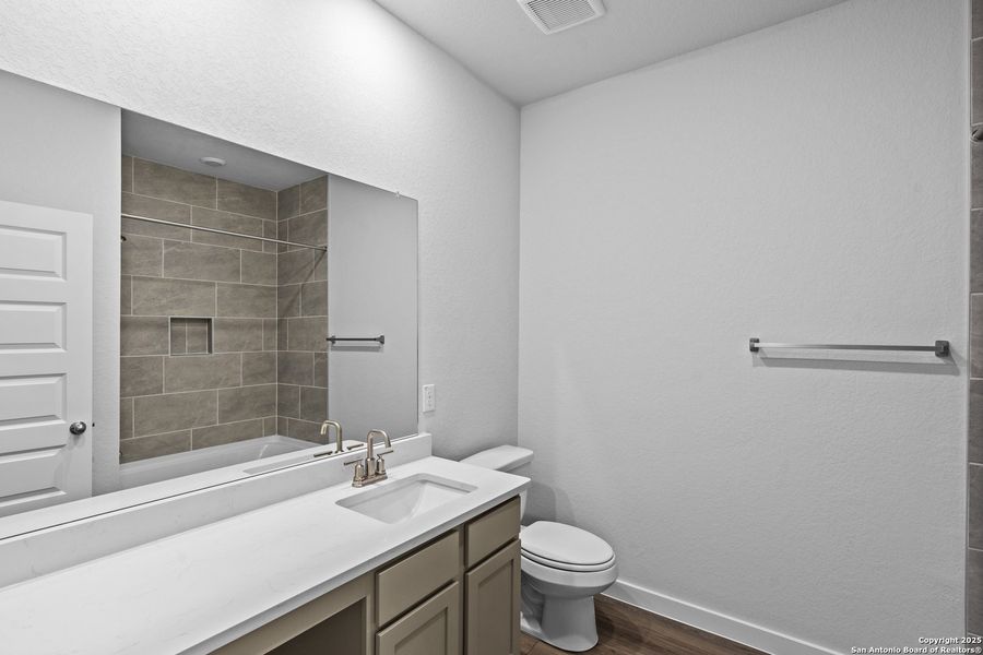 Furnished interior view inside a new home in Weltner Farms 50’s, New Braunfels (Image 12). Furnished interior view inside a new home in Weltner Farms 50’s, New Braunfels (Image 12).