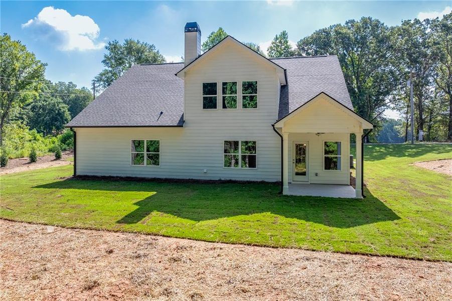Exterior details and patio area of a home in , Jefferson (Image 3).