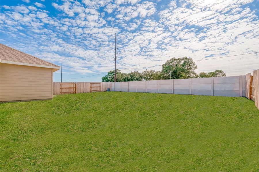 Exterior details and patio area of a home in Sendero: Wildflower II Collection, Rosenberg (Image 1).
