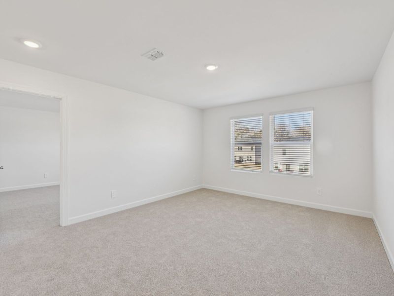Spacious, unfurnished interior of a new home in Nelson's Creek, Mocksville (Image 12). Spacious, unfurnished interior of a new home in Nelson's Creek, Mocksville (Image 12).