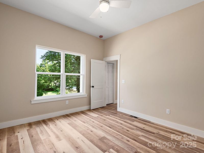Spacious, unfurnished interior of a new home in , Asheville (Image 11).