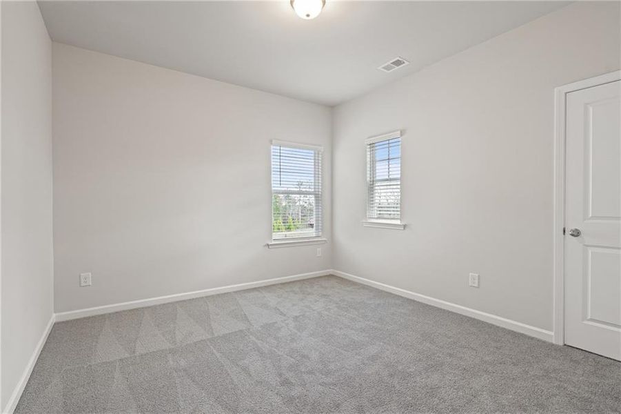 Spacious, unfurnished interior of a new home in , Flowery Branch (Image 22).