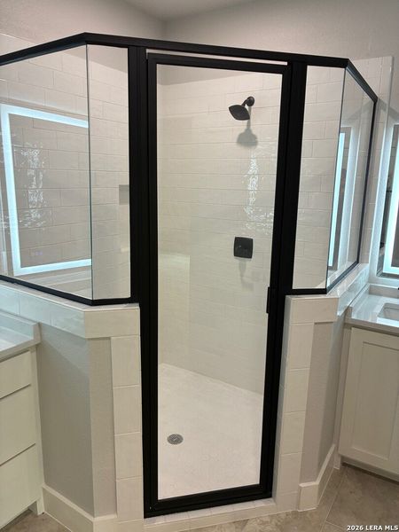 Close-up of interior finishes inside a home in , Canyon Lake (Image 13).