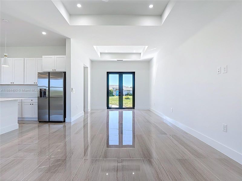 Spacious, unfurnished interior of a new home in , Lehigh Acres (Image 18). Spacious, unfurnished interior of a new home in , Lehigh Acres (Image 18).