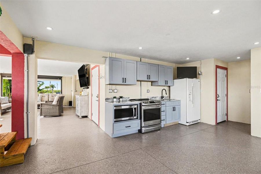 Furnished interior view inside a new home in , Punta Gorda (Image 5).
