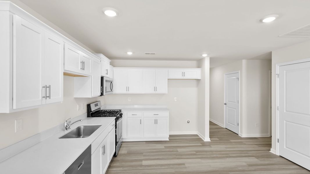 Furnished interior view inside a new home in Harper Ridge, Roebuck (Image 7). Furnished interior view inside a new home in Harper Ridge, Roebuck (Image 7).