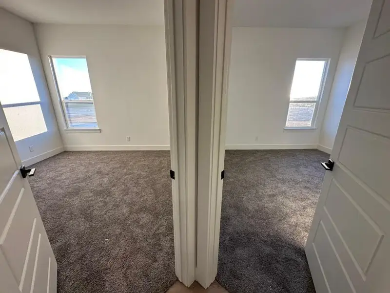 Spacious, unfurnished interior of a new home in Eagle Ridge Estates, Weatherford (Image 11). Spacious, unfurnished interior of a new home in Eagle Ridge Estates, Weatherford (Image 11).