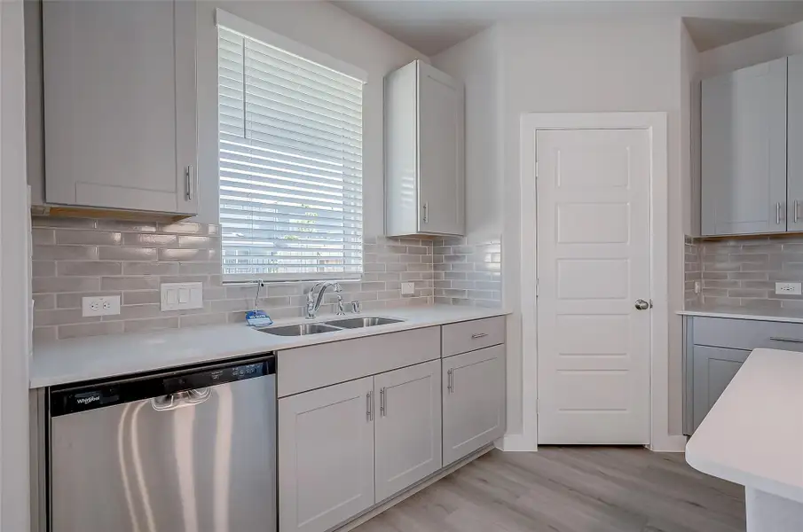 Furnished interior view inside a new home in McClendon Park Village, Houston (Image 4). Furnished interior view inside a new home in McClendon Park Village, Houston (Image 4).