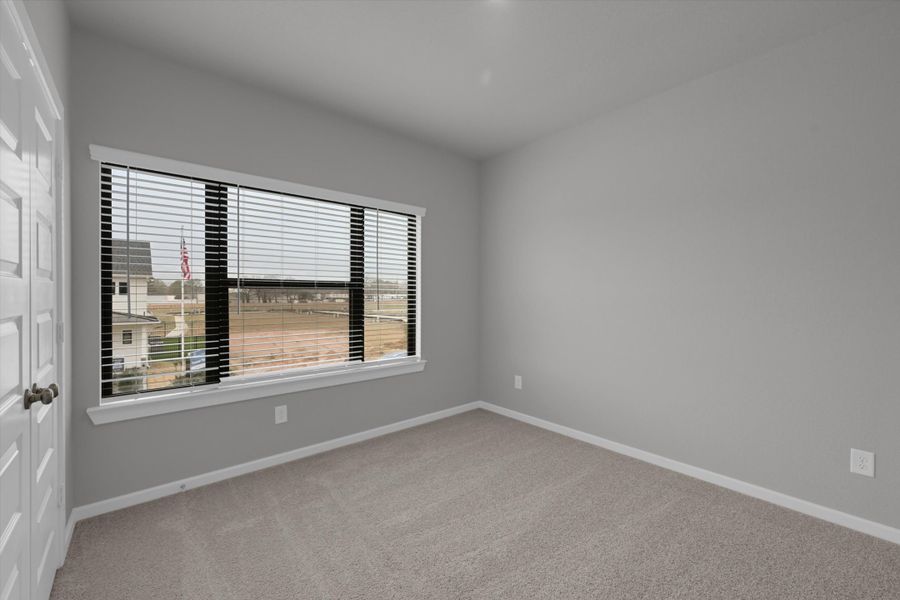 Spacious, unfurnished interior of a new home in Summer Place  35', Montgomery (Image 37).