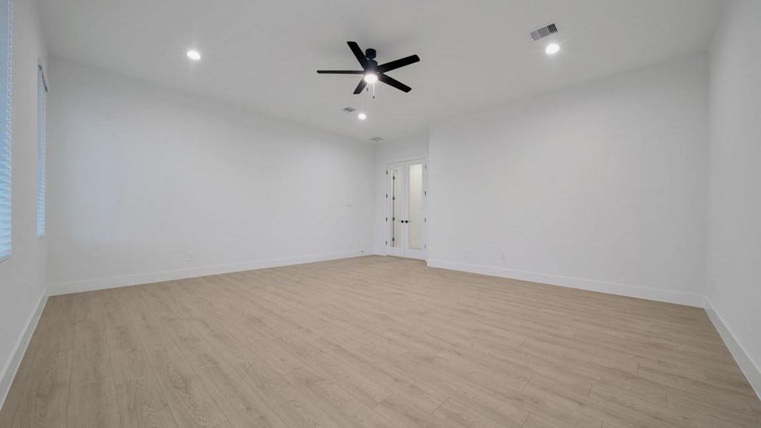 Spacious, unfurnished interior of a new home in Butlers Bend Estates, Pinehurst (Image 33).