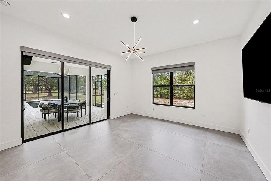 Spacious, unfurnished interior of a new home in , Lutz (Image 24).