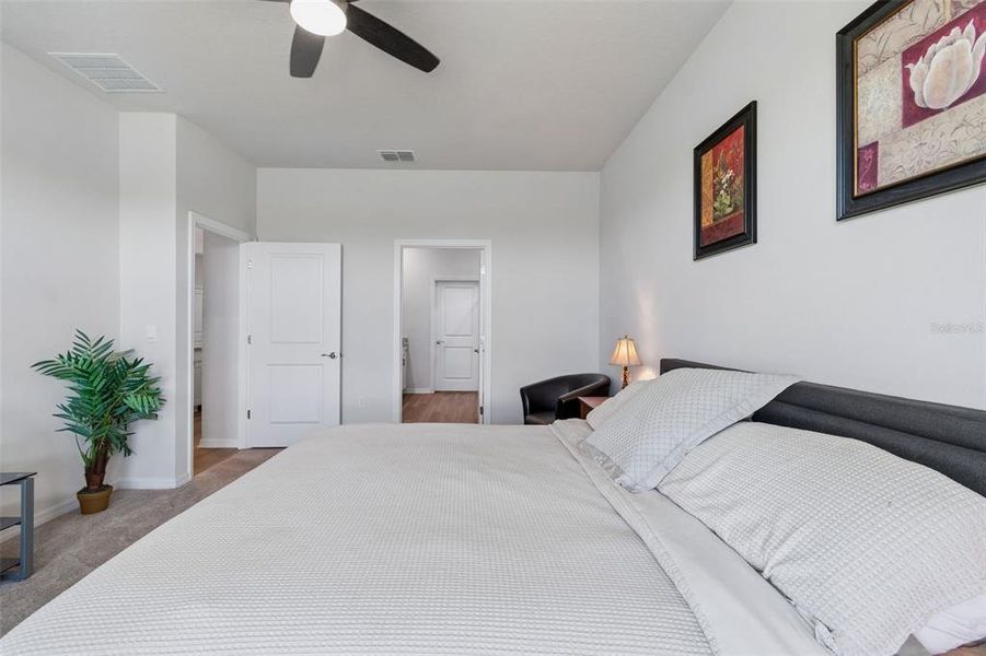 Furnished interior view inside a new home in Star Farms at Lakewood Ranch, Bradenton (Image 17).