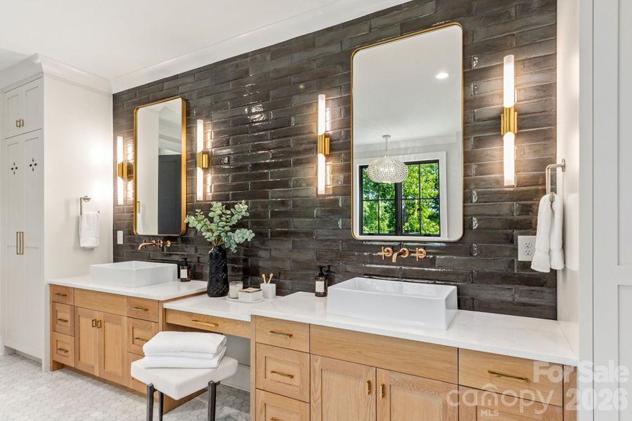 Primary Ensuite
