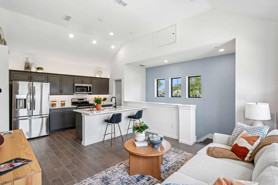 The Crowson - Above Garage Retreat The Crowson - Above Garage Retreat