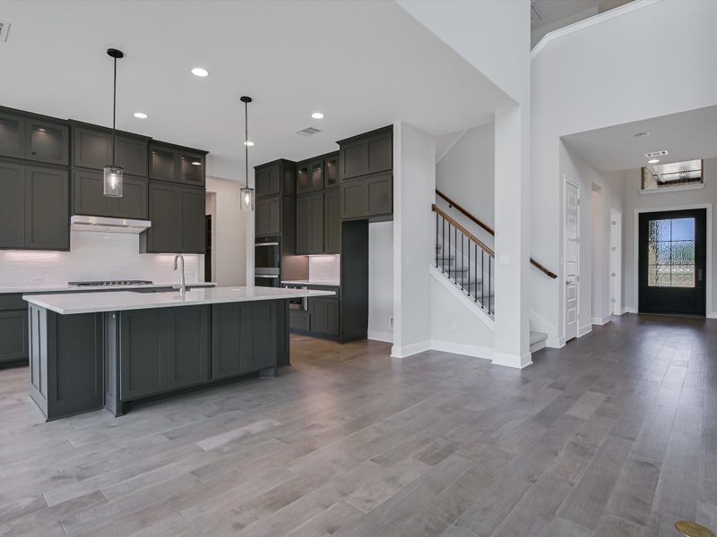 Representative furnished interior of a home built from the Topaz II by Giddens Homes in Riverstone, Georgetown (Image 63).