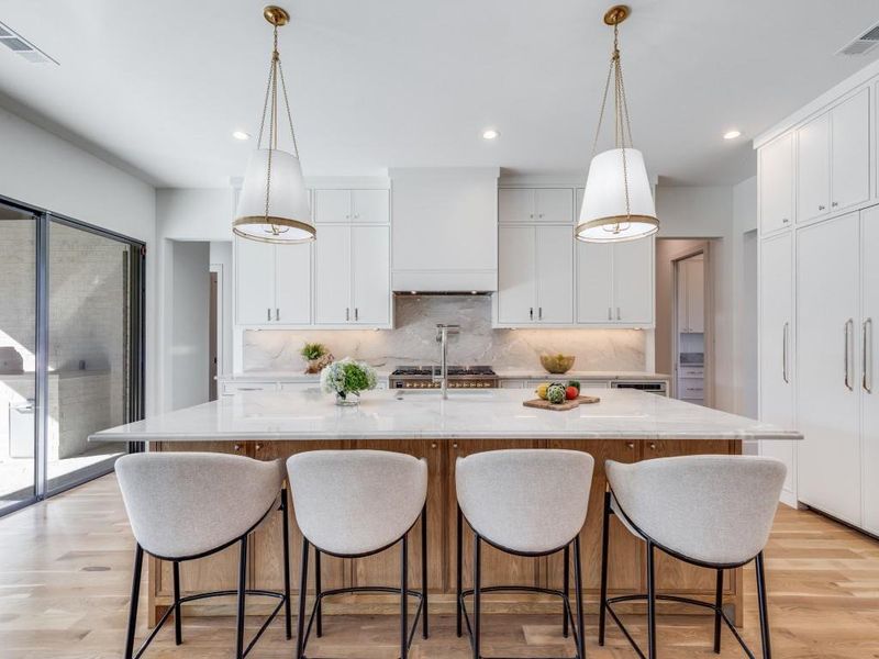 Furnished interior view inside a new home in , Dallas (Image 9).