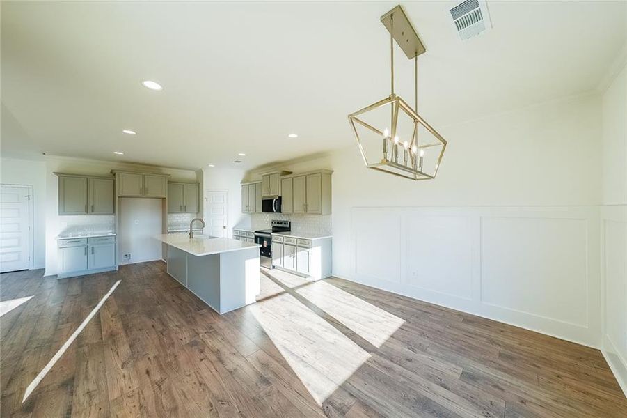 Spacious, unfurnished interior of a new home in , Dawsonville (Image 29).