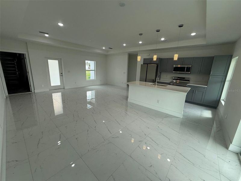 Spacious, unfurnished interior of a new home in , Lehigh Acres (Image 28).