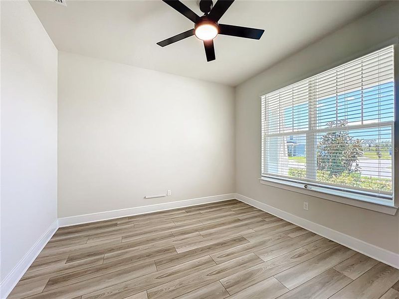 Spacious, unfurnished interior of a new home in Amelia Groves, St. Cloud (Image 39).