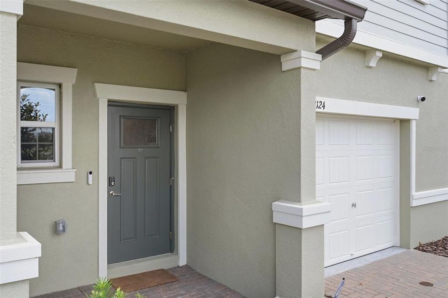 Exterior details and patio area of a home in , Land O' Lakes (Image 2). Exterior details and patio area of a home in , Land O' Lakes (Image 2).