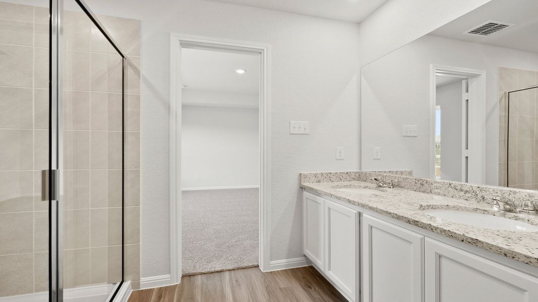 Furnished interior view inside a new home in Hunters Ranch, San Antonio (Image 8).