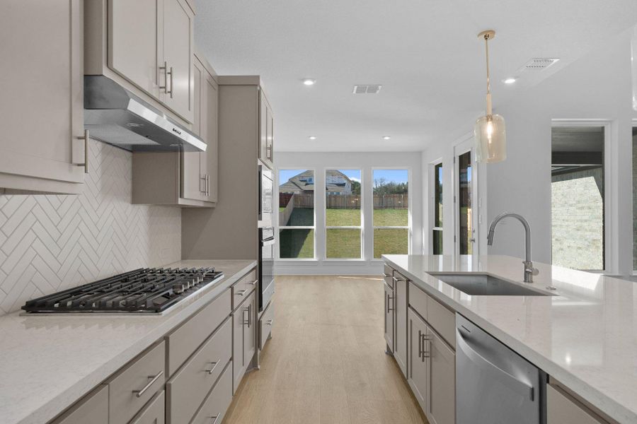 Beautiful finishes in Light & Bright Kitchen