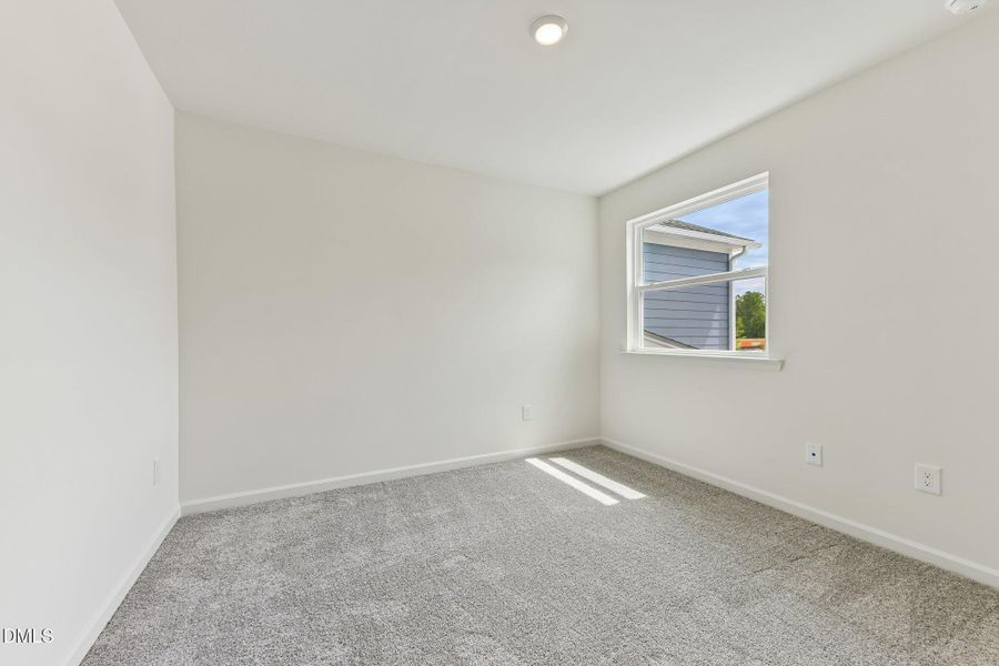 25-web-or-mls-Chrys St-S0205-025