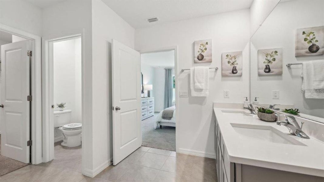 Furnished interior view inside a new home in , Zephyrhills (Image 17).