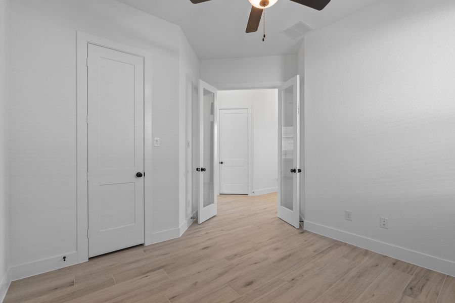 Spacious, unfurnished interior of a new home in Artavia, Conroe (Image 10). Spacious, unfurnished interior of a new home in Artavia, Conroe (Image 10).