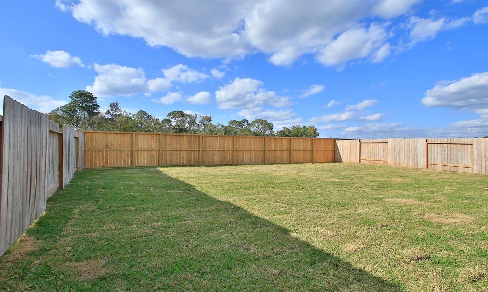 Exterior details and patio area of a home in Cielo, Conroe (Image 20). Exterior details and patio area of a home in Cielo, Conroe (Image 20).