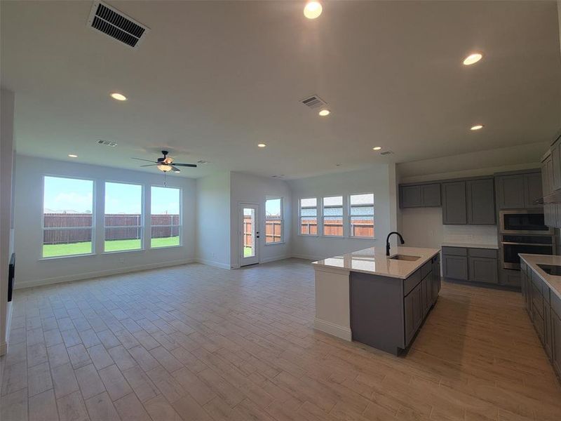 3052 kitchen1 3052 kitchen1