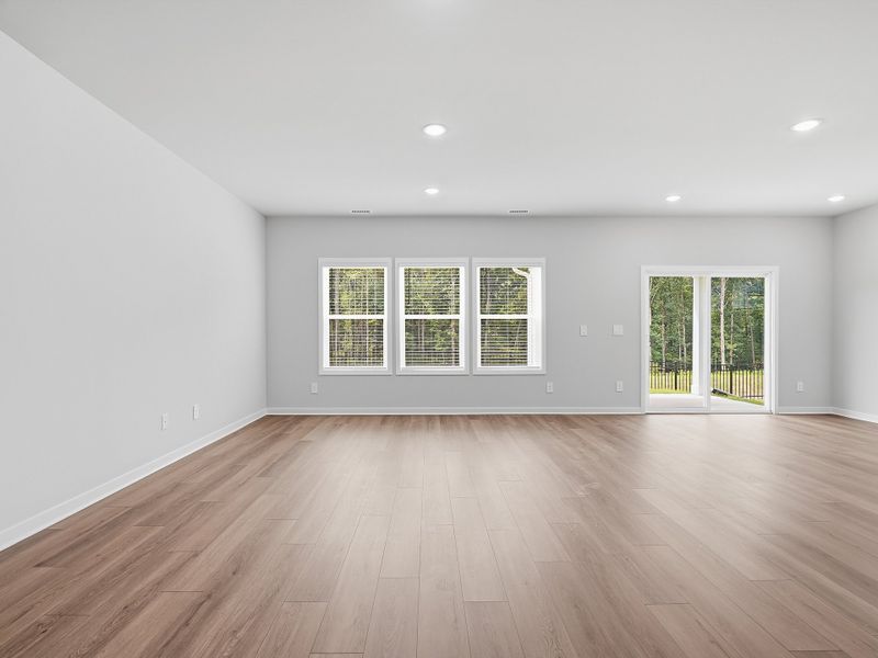 Spacious, unfurnished interior of a new home in Avalon Place - Signature Series, Durham (Image 11).