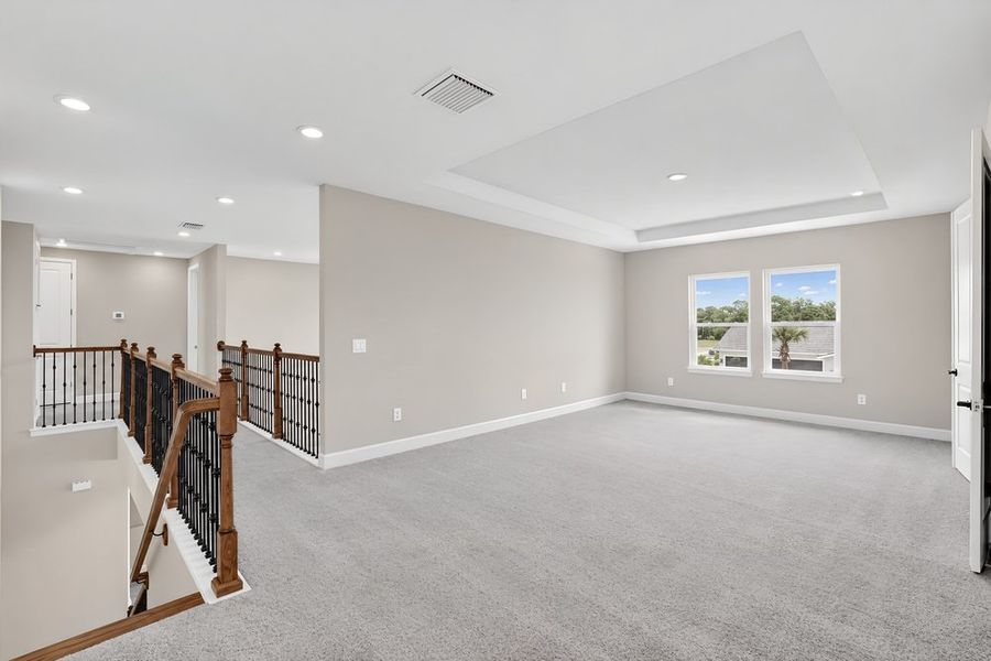 Spacious, unfurnished interior of a new home in Victoria Lakes, Odessa (Image 13).