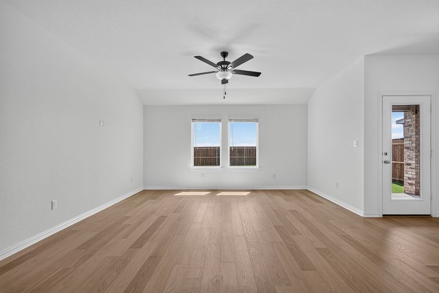 Spacious, unfurnished interior of a new home in Parks at Foster Crossing, Anna (Image 14).