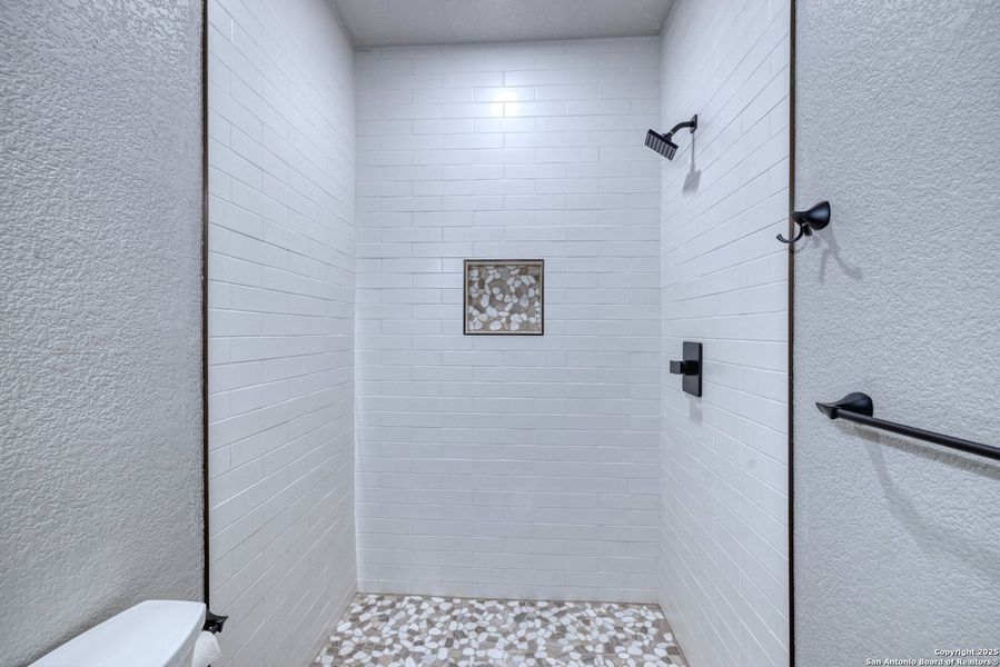 Image 32 of a home in .