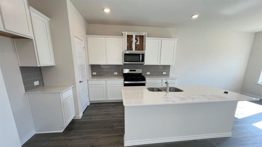 Furnished interior view inside a new home in Silverado, Aubrey (Image 4).