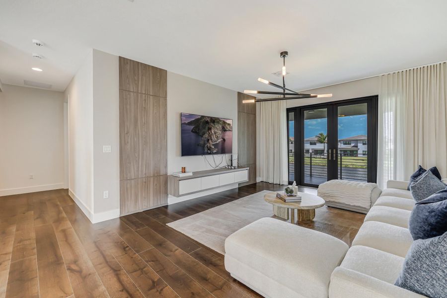 8283 Royal County Down Rd-28