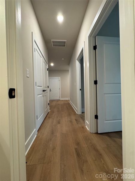 Spacious, unfurnished interior of a new home in , Lenoir (Image 25).